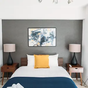 Апарт-отель Dash Living Nihonbashi, Токио